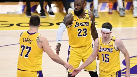 邵佳一加盟国足教练行列，西海岸巨头鼎力支持，为国家队荣誉英勇出征！